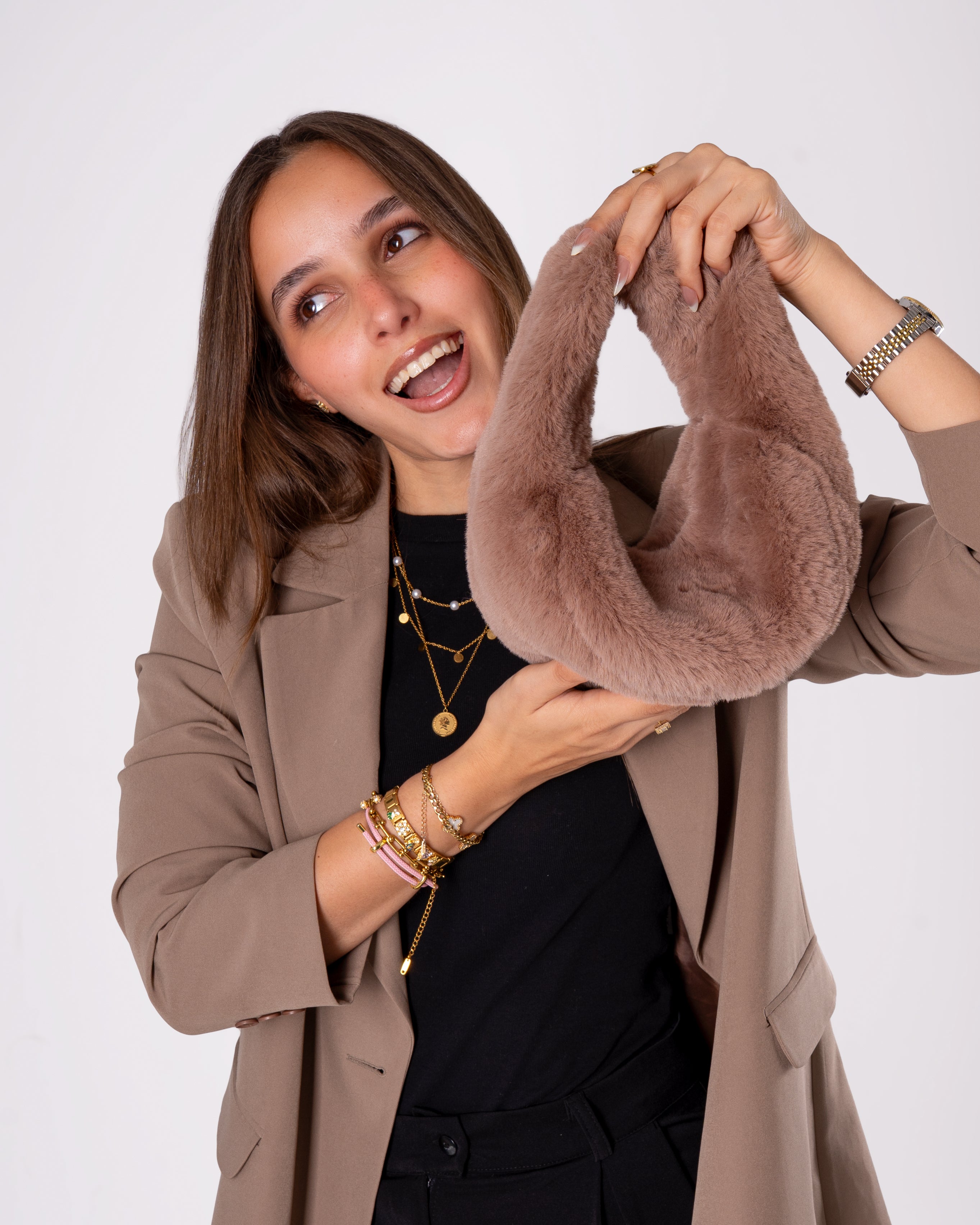 Tharaa’ - ثَـراء