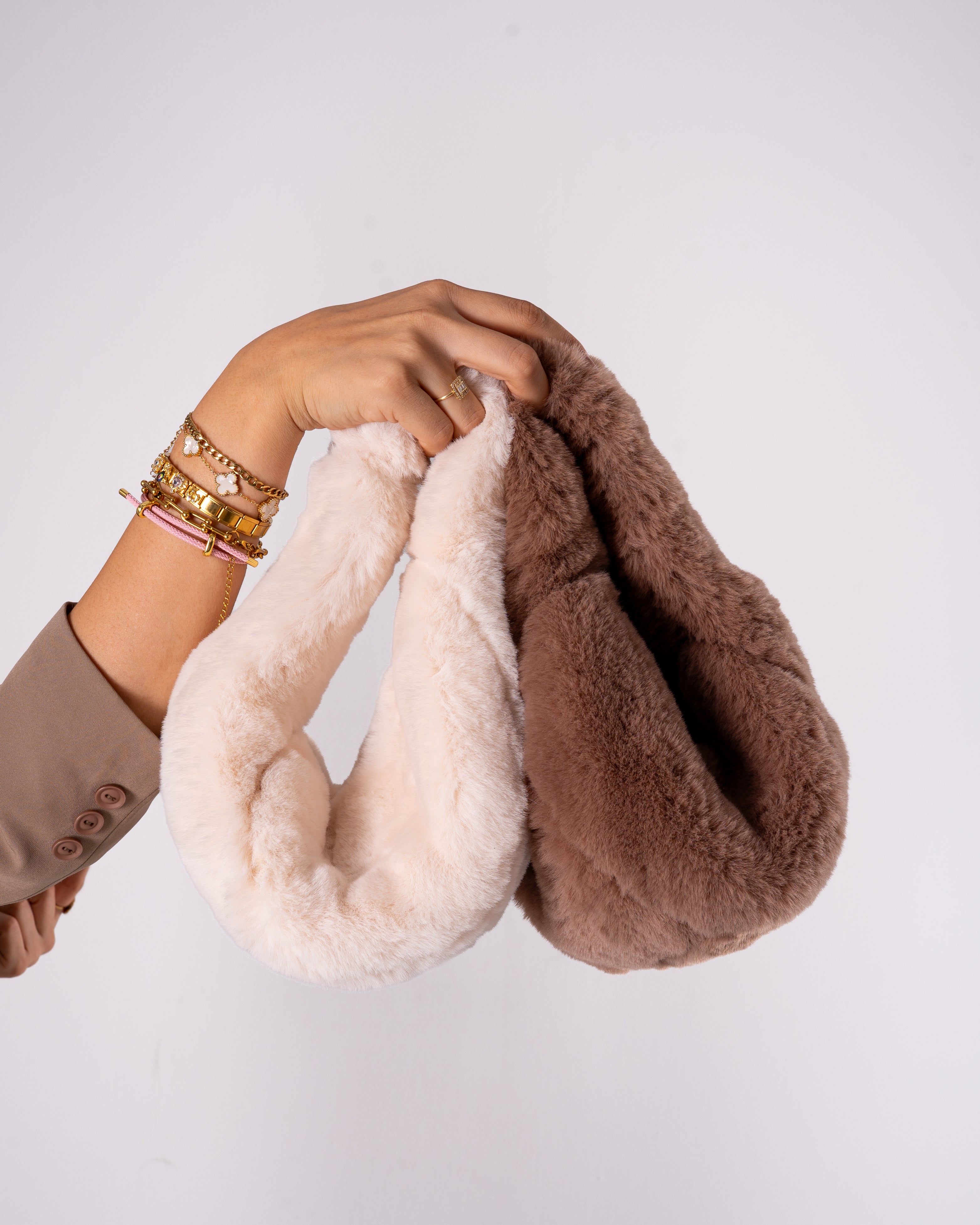 Tharaa’ - ثَـراء