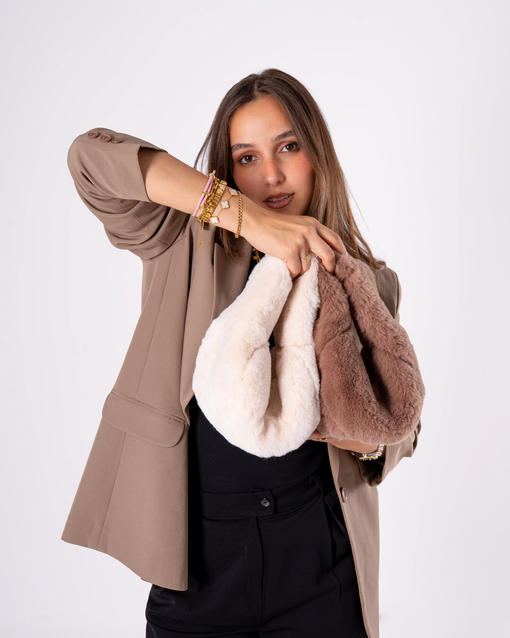 Tharaa’ - ثَـراء